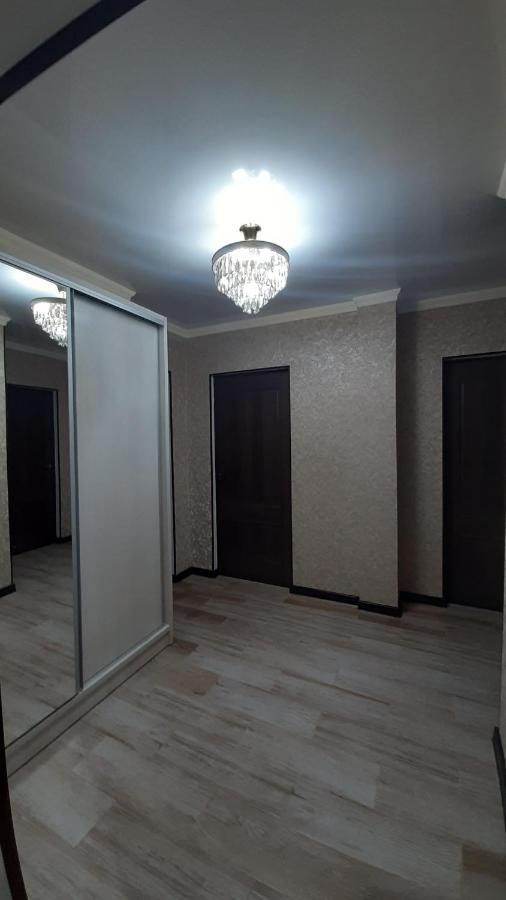 Apartment On Toktogula Bisjkek Buitenkant foto